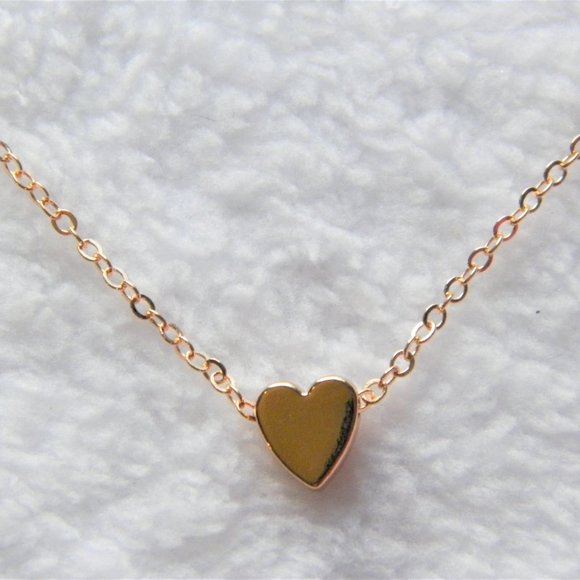 Amanda Lee Jewelry Jewelry - NEW 16" Gold 3-Dimensional Heart Minimalist Choker Pendant Necklace